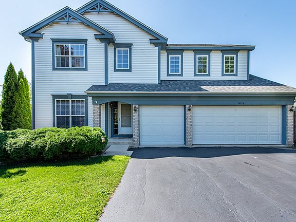 2nd image of 1056 Autumn Dr