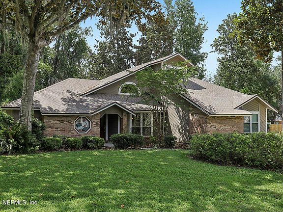 2nd image of 2609 BELLESHORE Court
