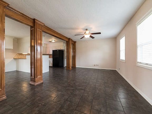 5th image of 680 Enfield Ln