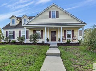 24 Central Park Way, Savannah, GA 31407