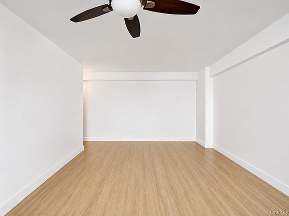 2nd image of 880 Boynton Avenue #13A