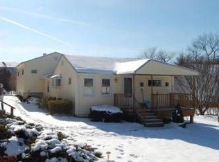 17 Hickory Dr, Brewster, NY 10509