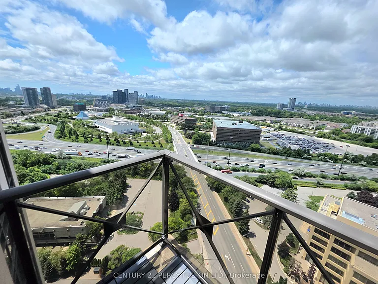 133 Wynford Dr #Penthouse 104 — Photo 28