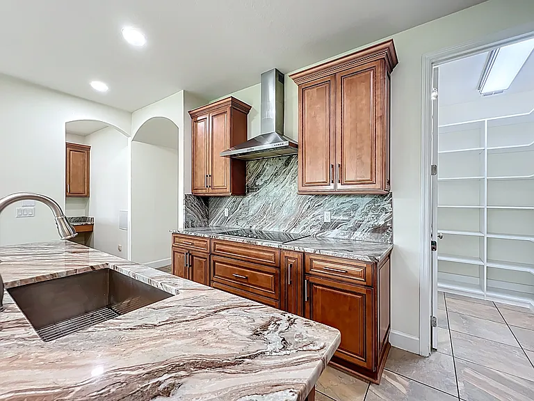 11834 Aurelio Ln — Photo 22