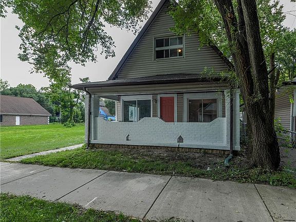 2nd image of 750 N Holmes Ave