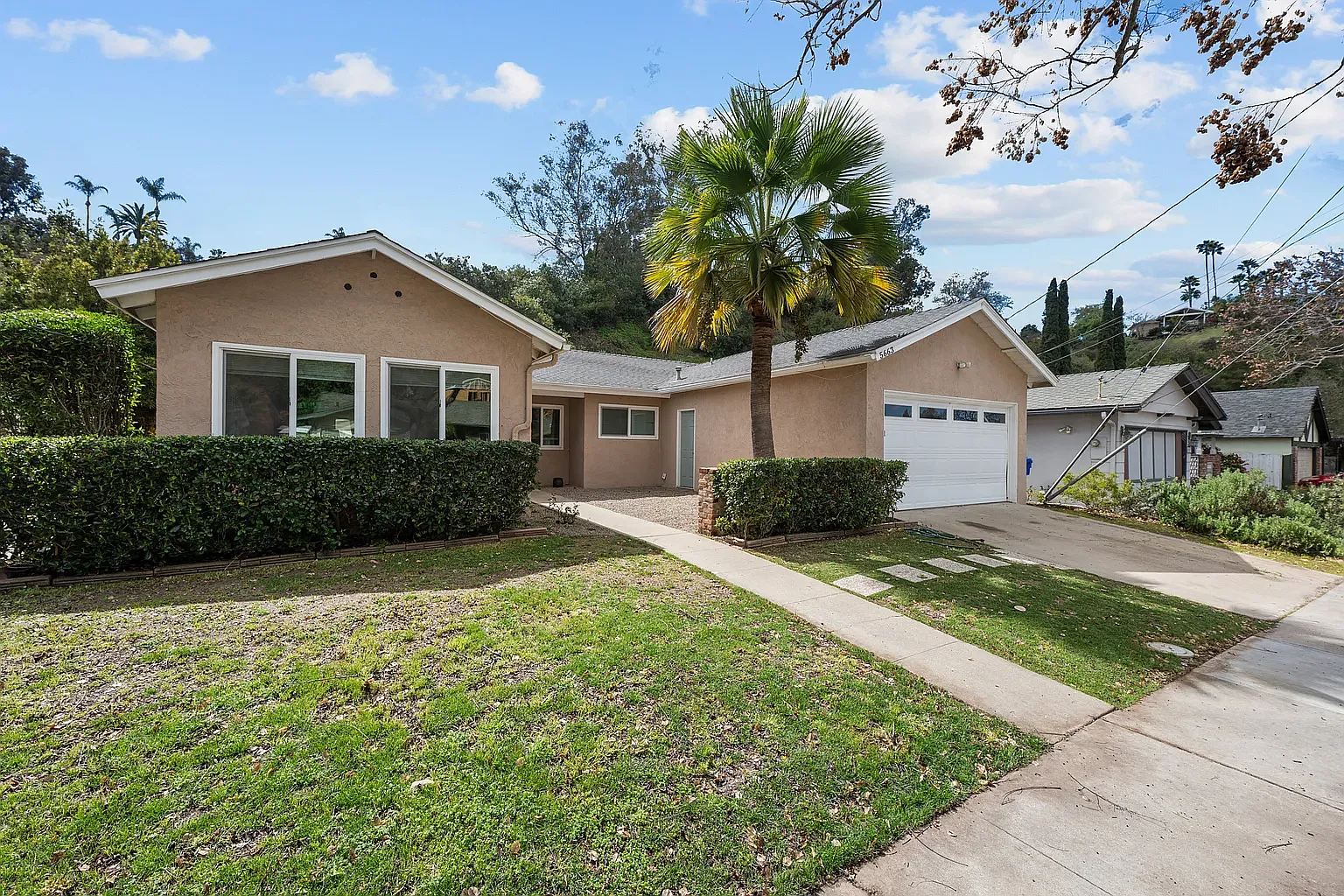 6 bed, 1462 sqft, $8,400 — Photo 1