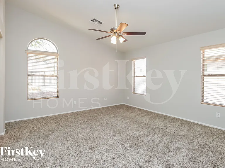 29882 N Broken Shale Dr — Photo 8