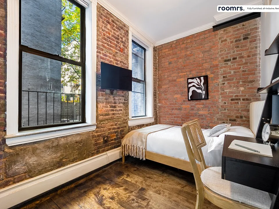 42 Avenue B #3