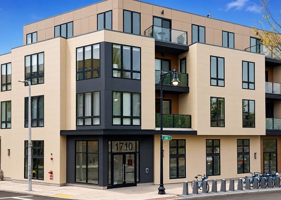 1st image of 1710 Dorchester Ave #202