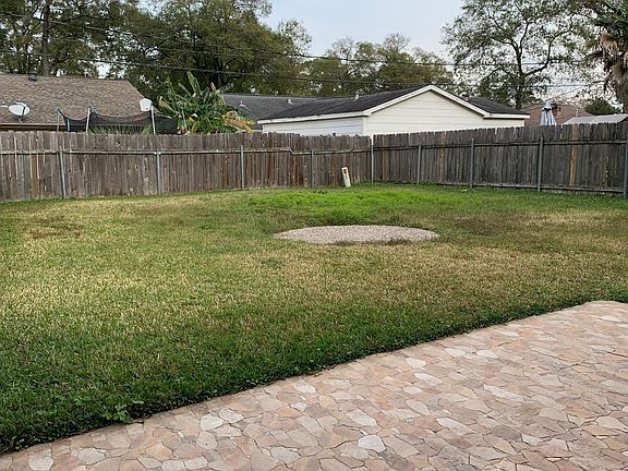 3rd image of 14003 Duncannon Dr