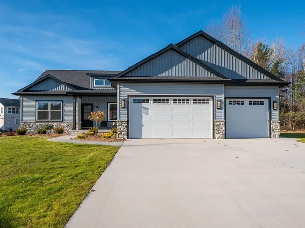 7109 Silent Woods Ct, Midland, MI 48642