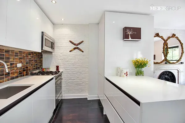 Sold by MEIER | media 25