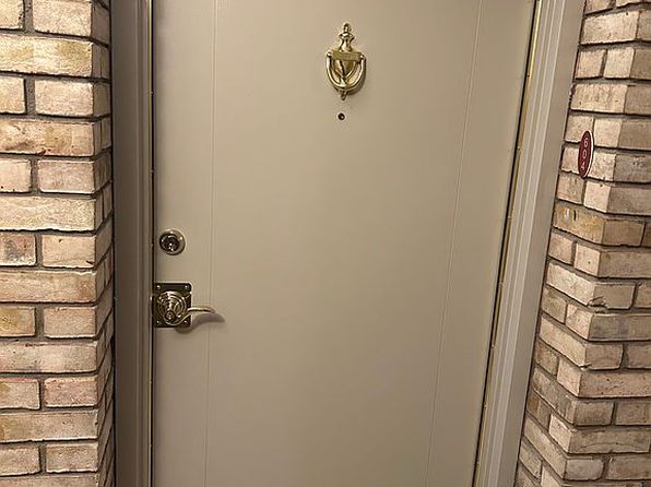55 Highland Rd APT 604