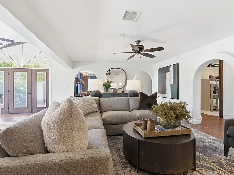 5828 E Cactus Wren Rd — Photo 17