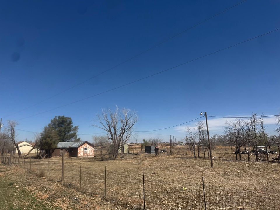 2nd image of 1513 County Road 3010