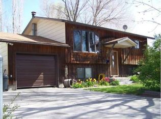 1424 Aspen Dr, Riverton, WY 82501