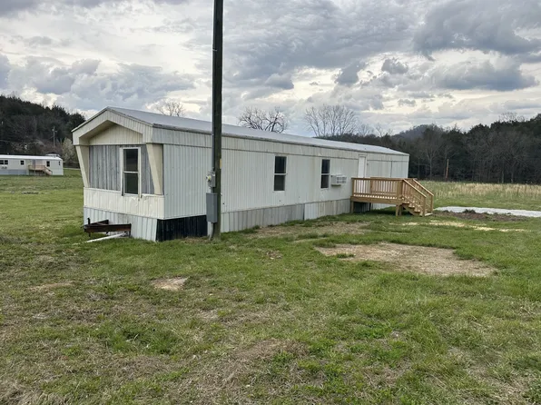 4 Young Bottom Ln, Buffalo Valley, TN 38548