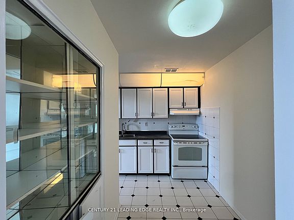 4th image of 80 Grandravine Dr #916