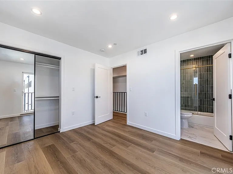 5506 Barton Ave — Photo 17
