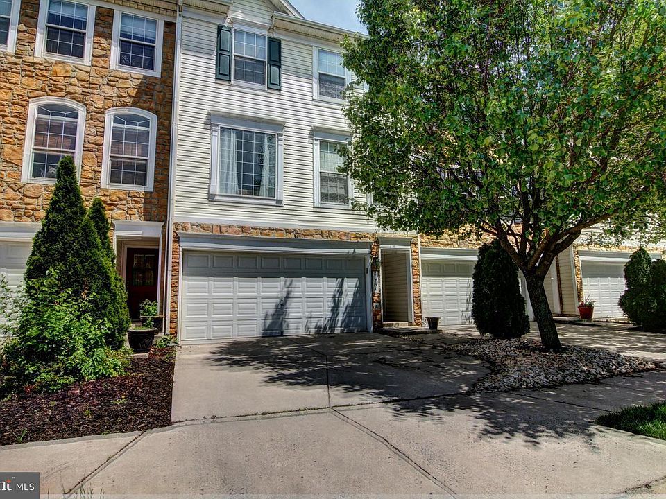 1st image of 21754 Flora Springs Ter