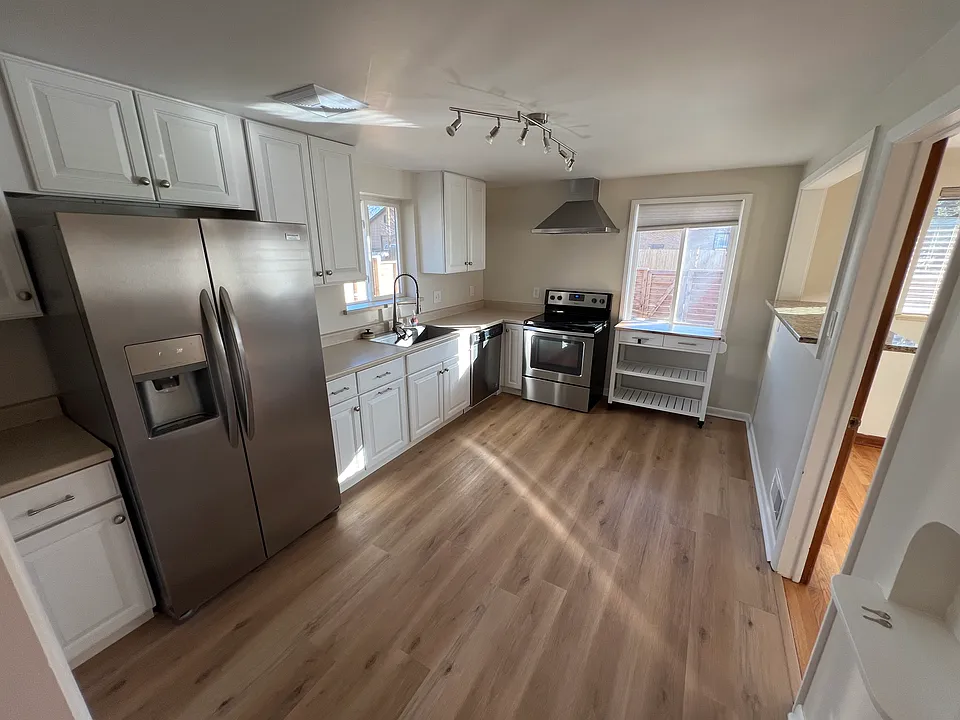 3700 Harlan St