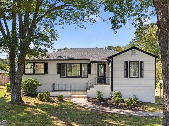 3rd image of 7673 Union Hill Rd
