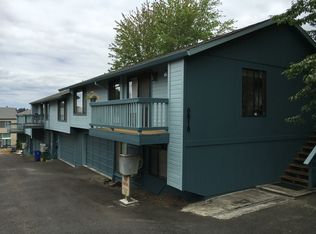 6814-6818 SW Capitol Hwy, Portland, OR 97219