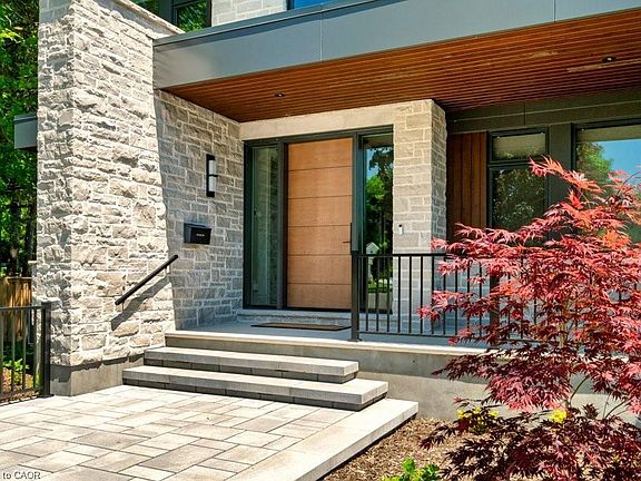 2nd image of 26 Golfview Pl