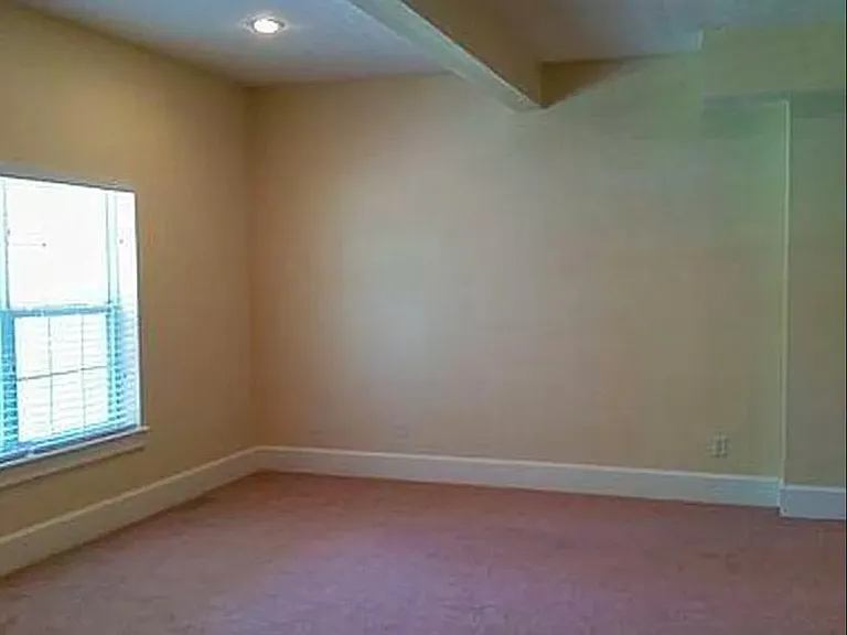 1313 N Washington Ave — Photo 6