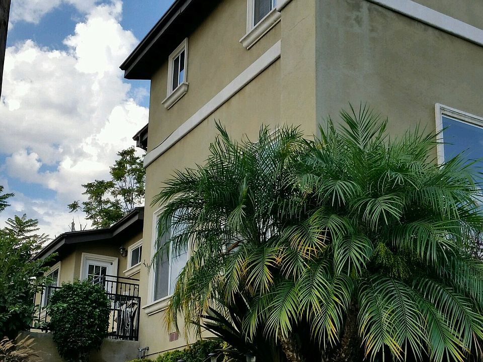 2nd image of 1349 Rollins Dr