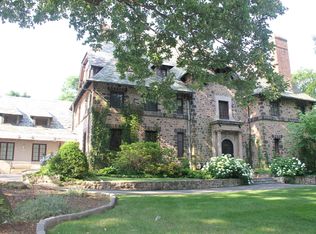 221 N 7th Ave, Beech Grove, IN 46107