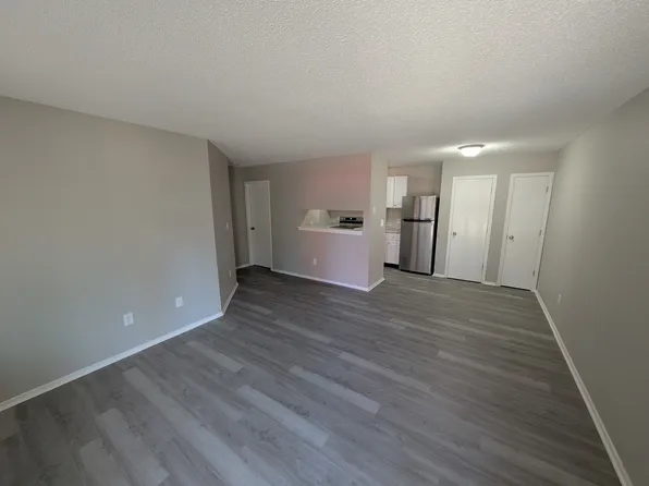 1104 E 13th St, Centralia, IL 62801