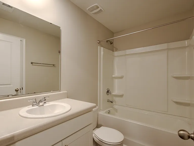 236 Spencer Cir — Photo 11