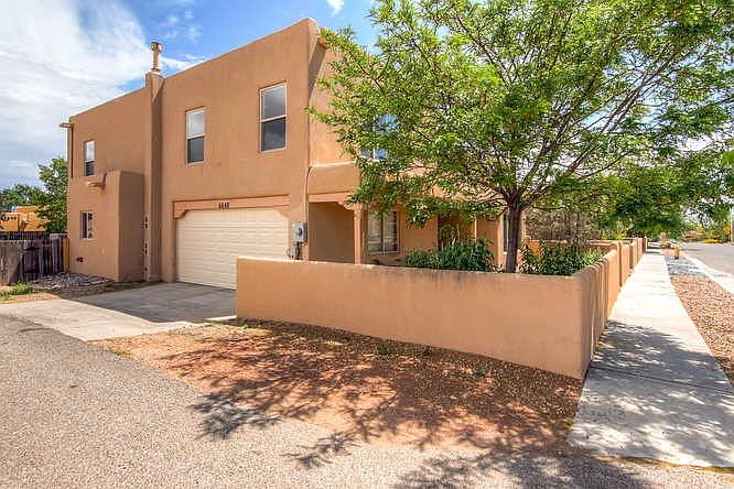 1st image of 6648 Camino Rojo