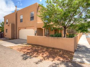 6648 Camino Rojo, Santa Fe, NM 87507