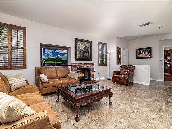 5th image of 20832 Valerio St Unit 21