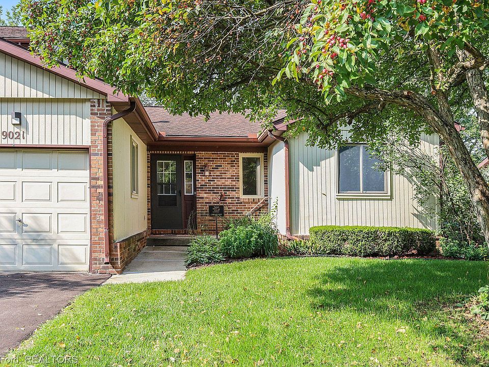 1st image of 9021 E Bluewater Dr