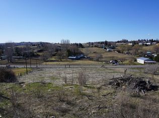 521 Collins Rd, Selah, WA 98942