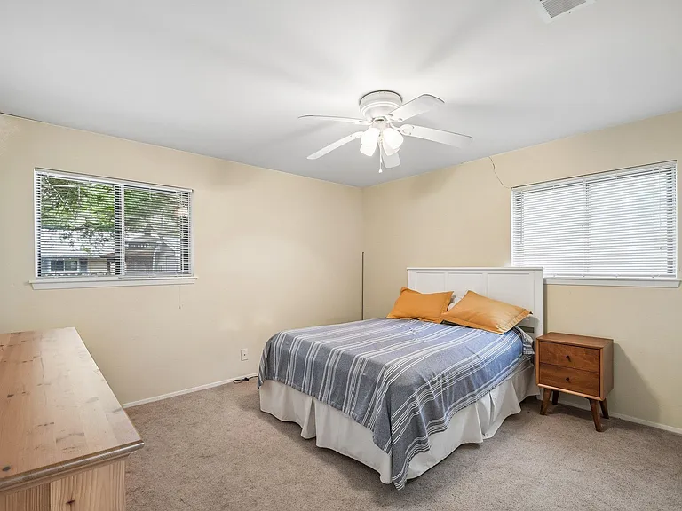 5409 Hunters Gln — Photo 16