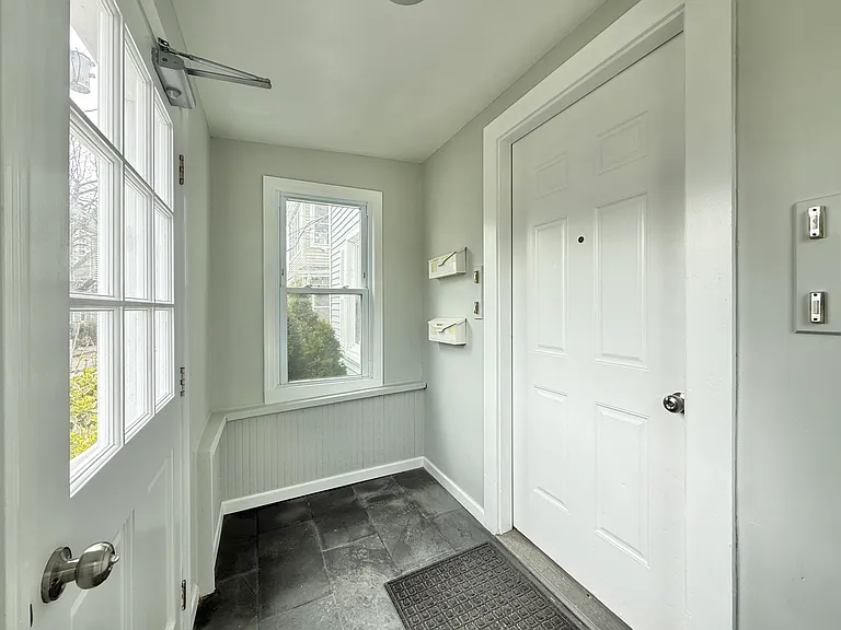 52 Manor St #1 — Photo 7