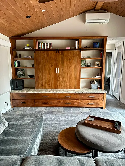 1 bed, 570 sqft, $5,500 — Photo 2