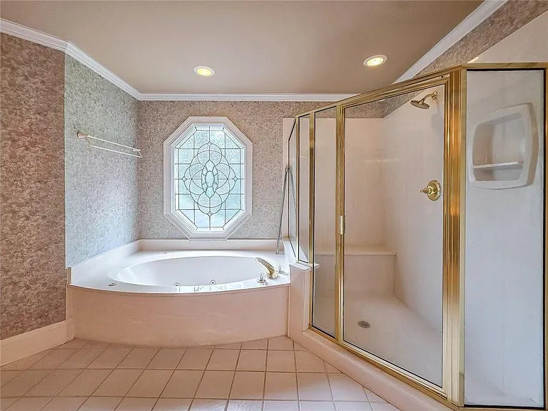 2502 Oak Hill Overlook — Photo 32