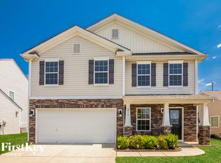 2918 Village Center Dr, Dallas, NC 28034