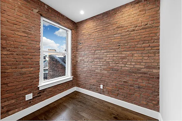 Rented by Douglas Elliman | media 25