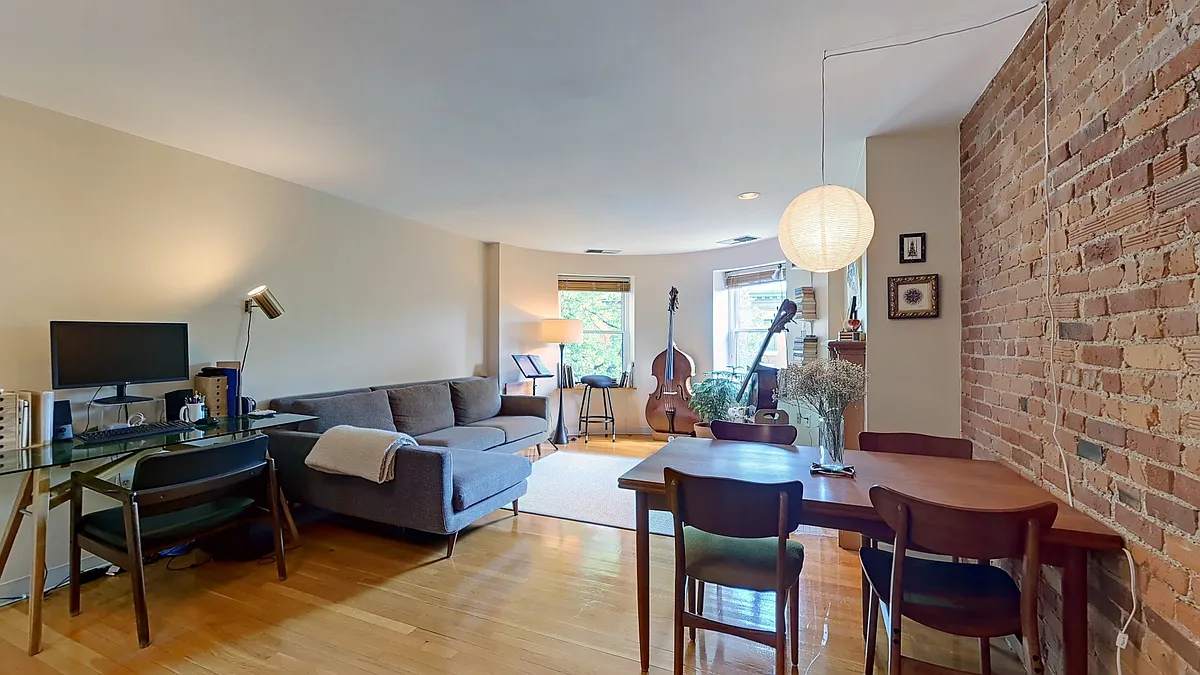 Building Photo - 95 Gainsborough St #404