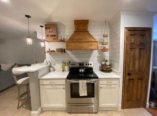 1975 Tison Ln, Mount Pleasant, SC 29464