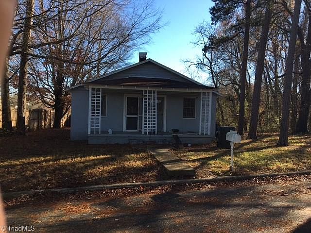 2nd image of 801 Eleanor Dr