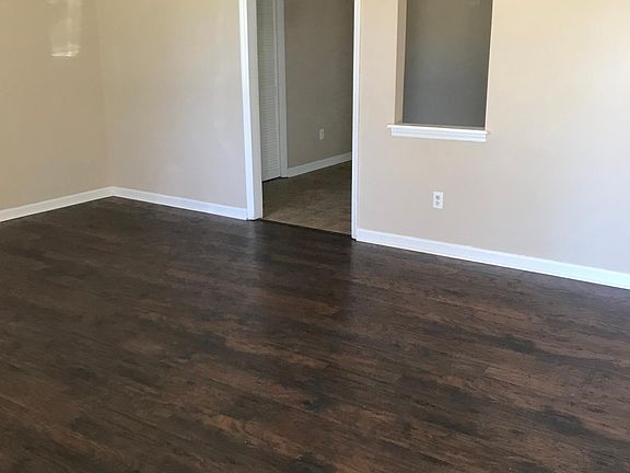2nd image of 101 A Lake Dr