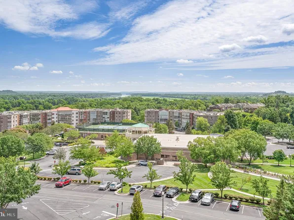 19365 Cypress Ridge Ter Unit 615, Leesburg, VA 20176