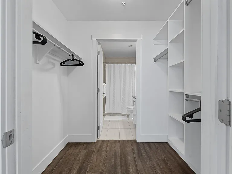 3569 Dutch Village Rd — Photo 10